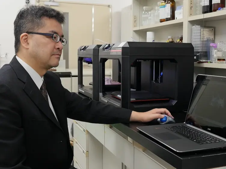 JoVE Research Video for Designing CAD/CAM Surgical Guides for Maxillary Reconstruction Using an In-house Approach