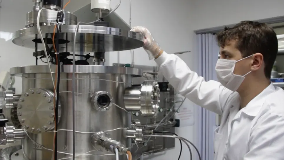 Niobium Oxide Films Deposited by Reactive Sputtering: Effect of Oxygen Flow Rate