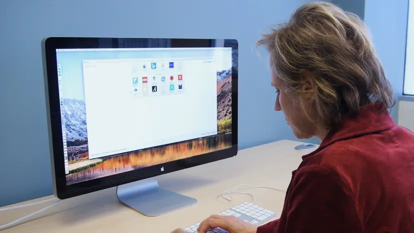JoVE Research Video for Analyzing Tumor Gene Expression Factors with the CorExplorer Web Portal