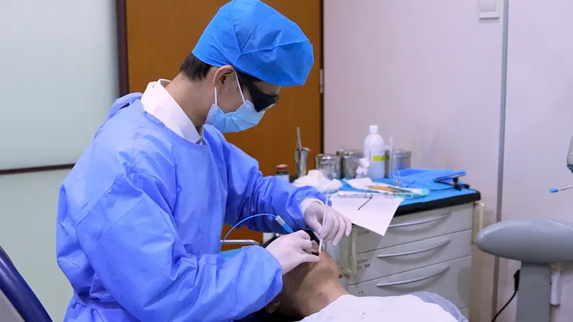 JoVE Research Video for Adjunctive Diode Laser Therapy and Probiotic Lactobacillus Therapy in the Treatment of Periodontitis and Peri-Implant Disease