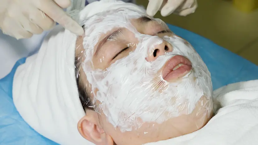 JoVE Research Video for Roller Microneedle Combined with Tranexamic Acid Solution in Treating Melasma